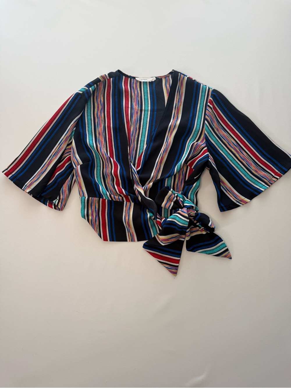 Lush Women’s Striped Wrap Crop Top Size Small Multicolor Tie Waist Kimono Sleeve